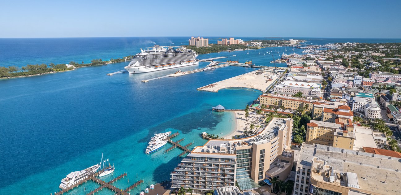Plus500 entra a BIFCI, la asociación de CFDs en Bahamas