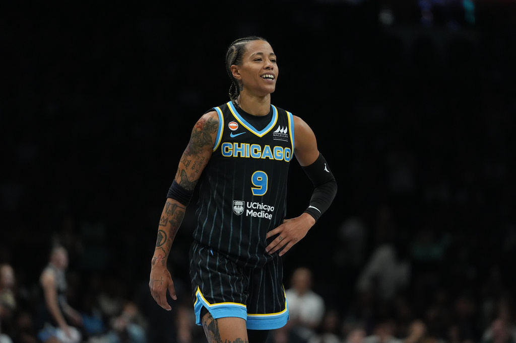 Chicago Sky G Natasha Cloud during a WNBA game against the New York Liberty.