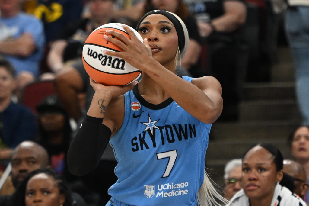 Chicago Sky wing DiJonai Carrington shoots the ball during a WNBA game against the Indiana Fever.