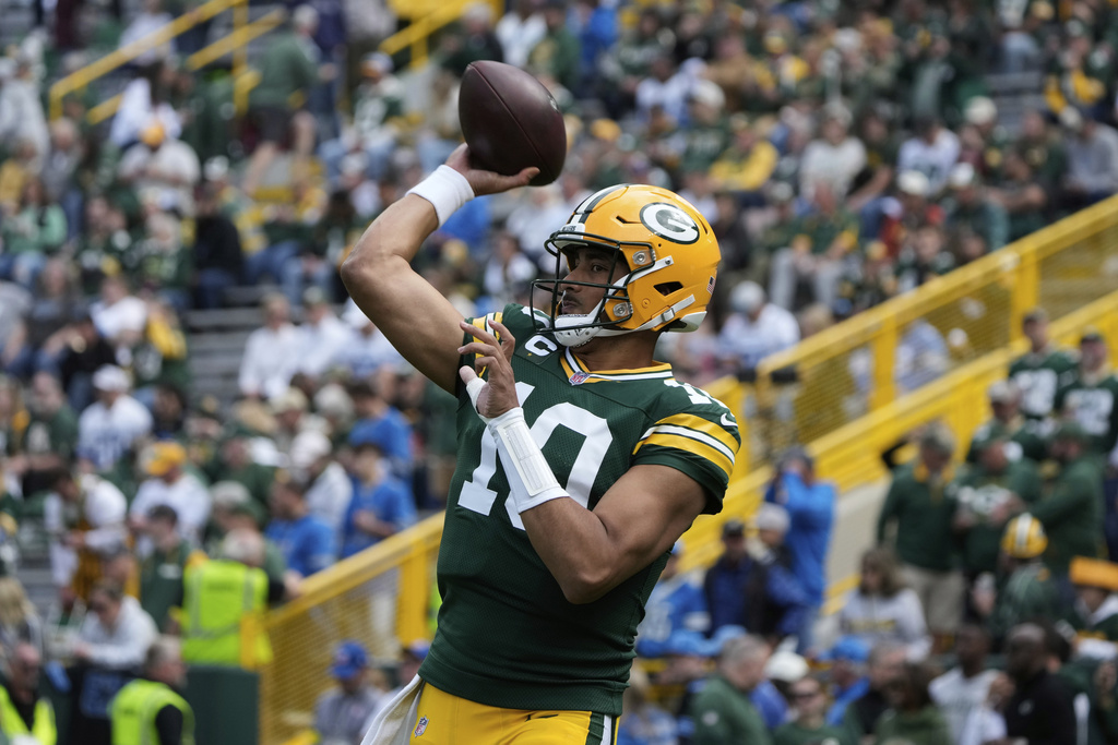 Green Bay Packers QB Jordan Love throws before an NFL game against the Detroit Lions.