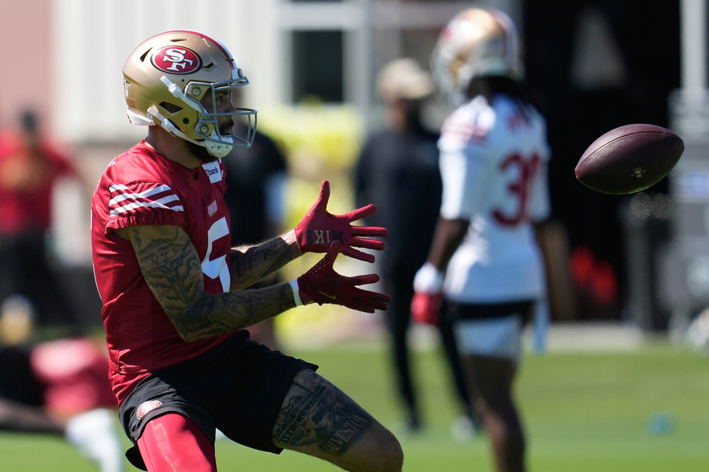 San Francisco 49ers WR Mike Evans during a summer practice.