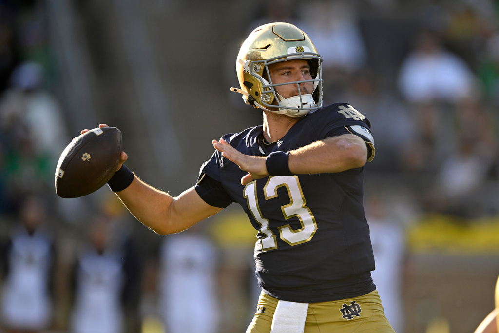 Notre Dame QB CJ Carr looks to throw downfield vs. North Carolina State.