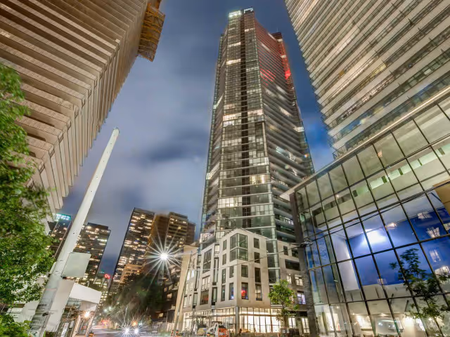 Chaz Yorkville Condo