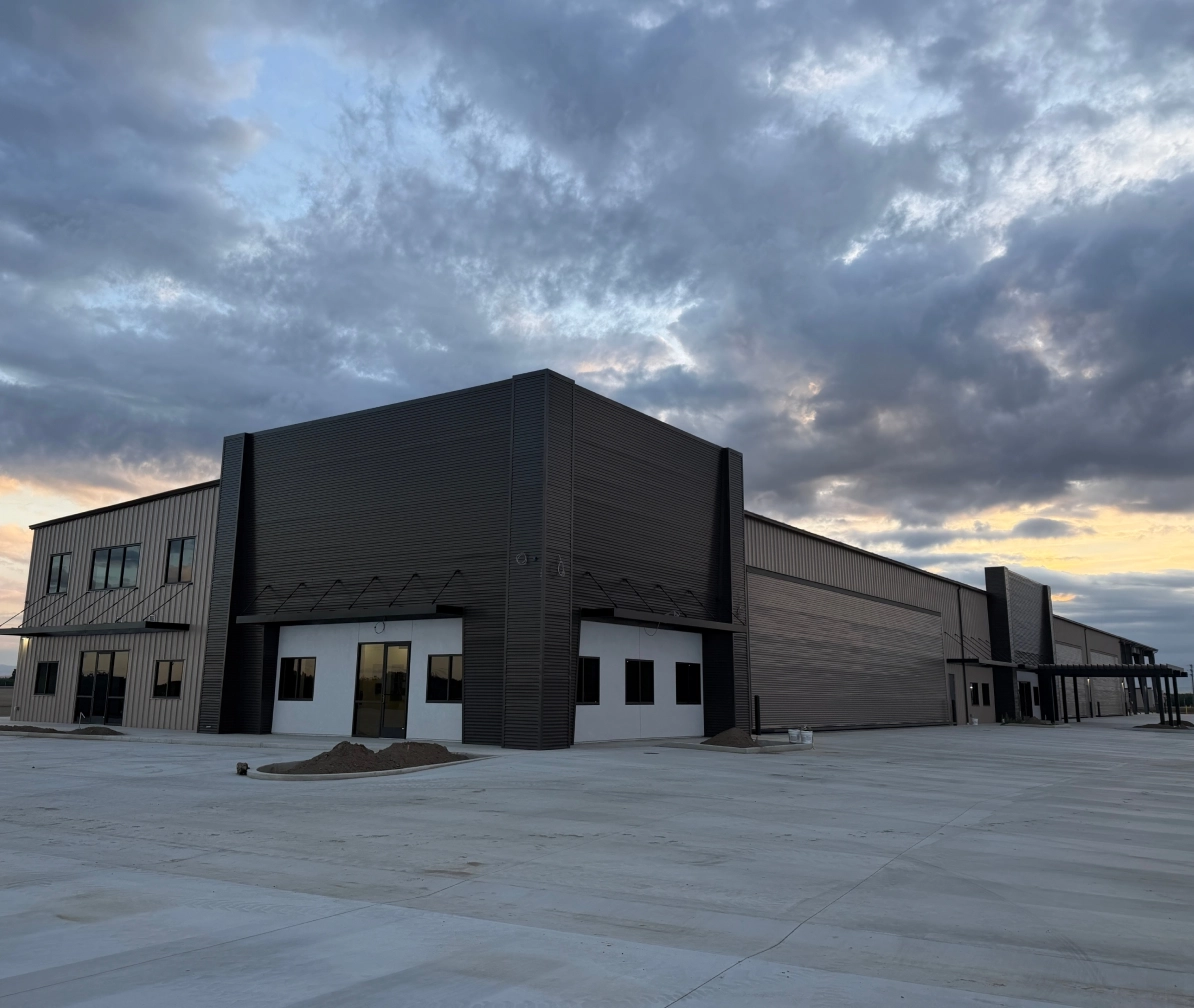 Exterior view of Trilogy Paragon commercial building developed by Supreme Construction in Tulare County California.