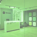 Офісний простір з робочими станціями