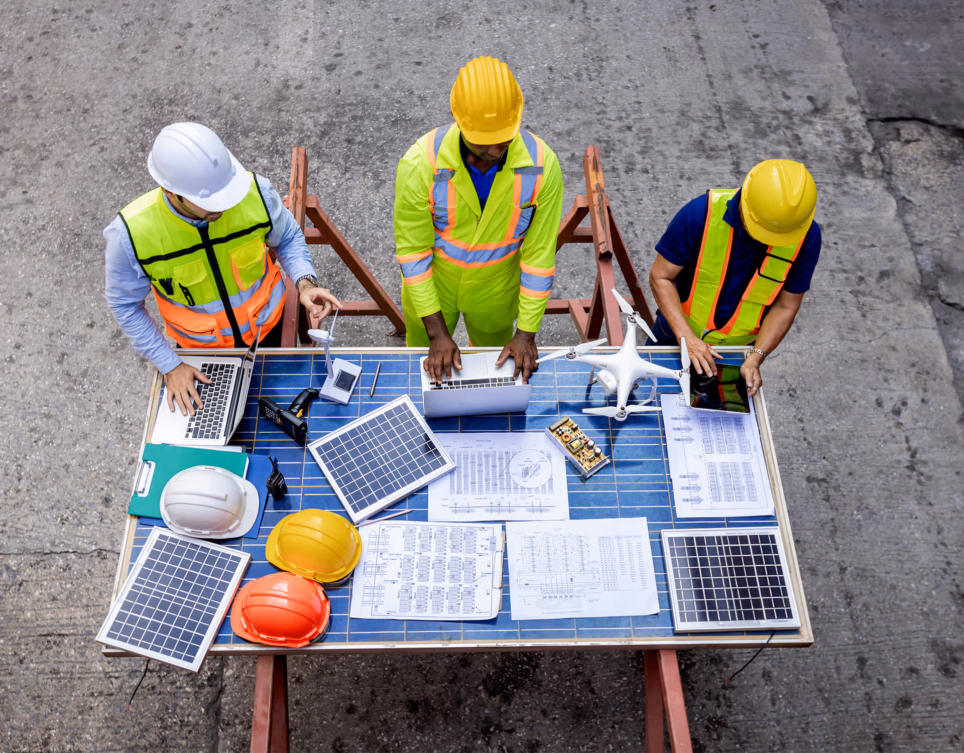 Stratégie digitale cohérente PME BTP roadmap pluriannuelle outils adoptés par les équipes