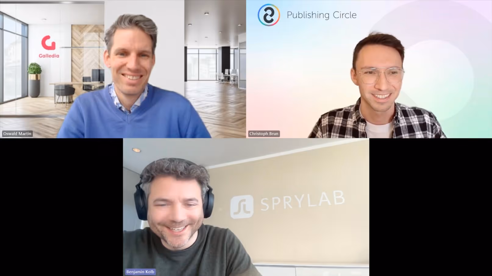 Drei lächelnde Männer bei einem Online-Meeting mit Firmenlogos Galledia, Publishing Circle und Sprylab.