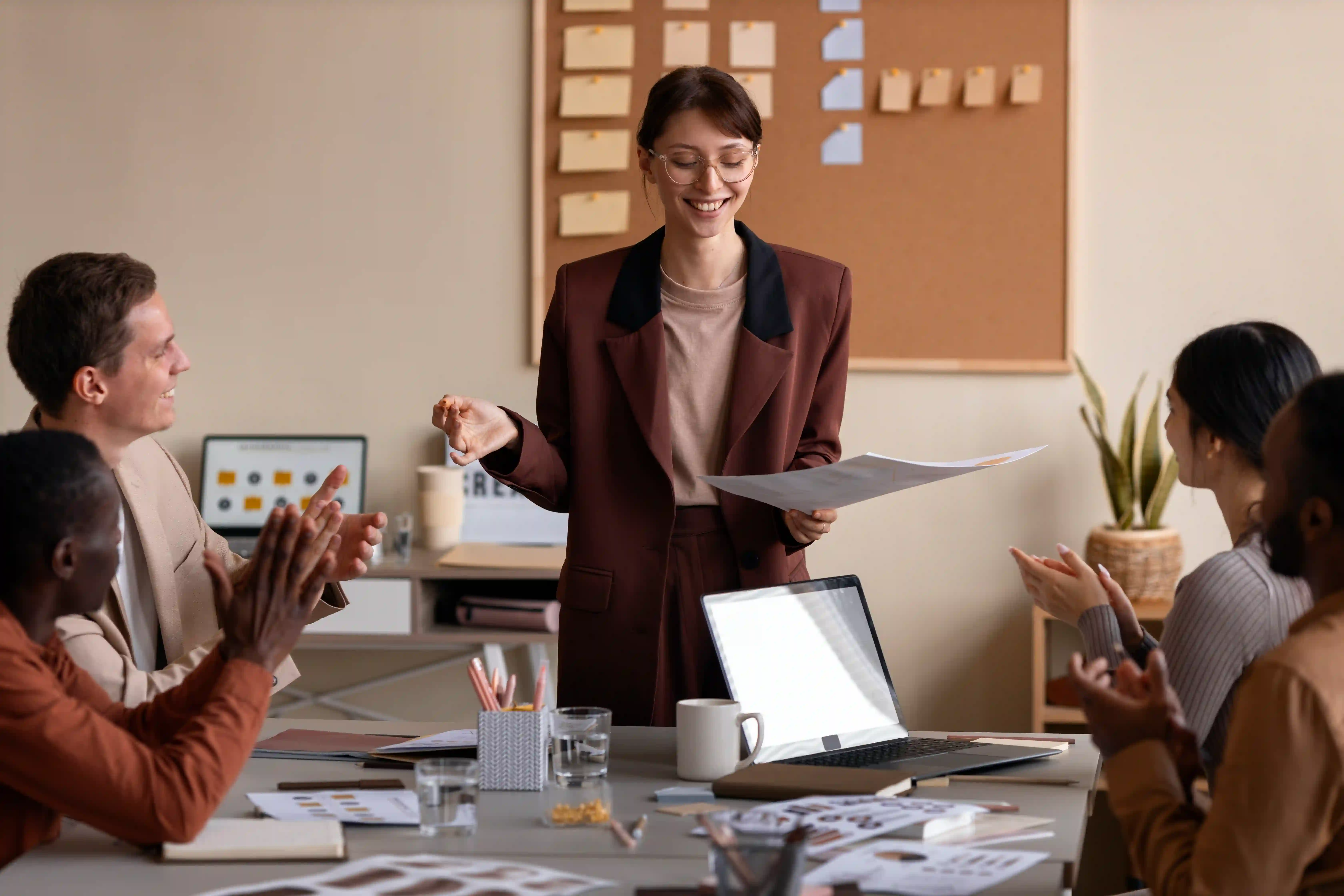 Employer Branding vs. Recruitment Marketing: Where One Ends and the Other Begins