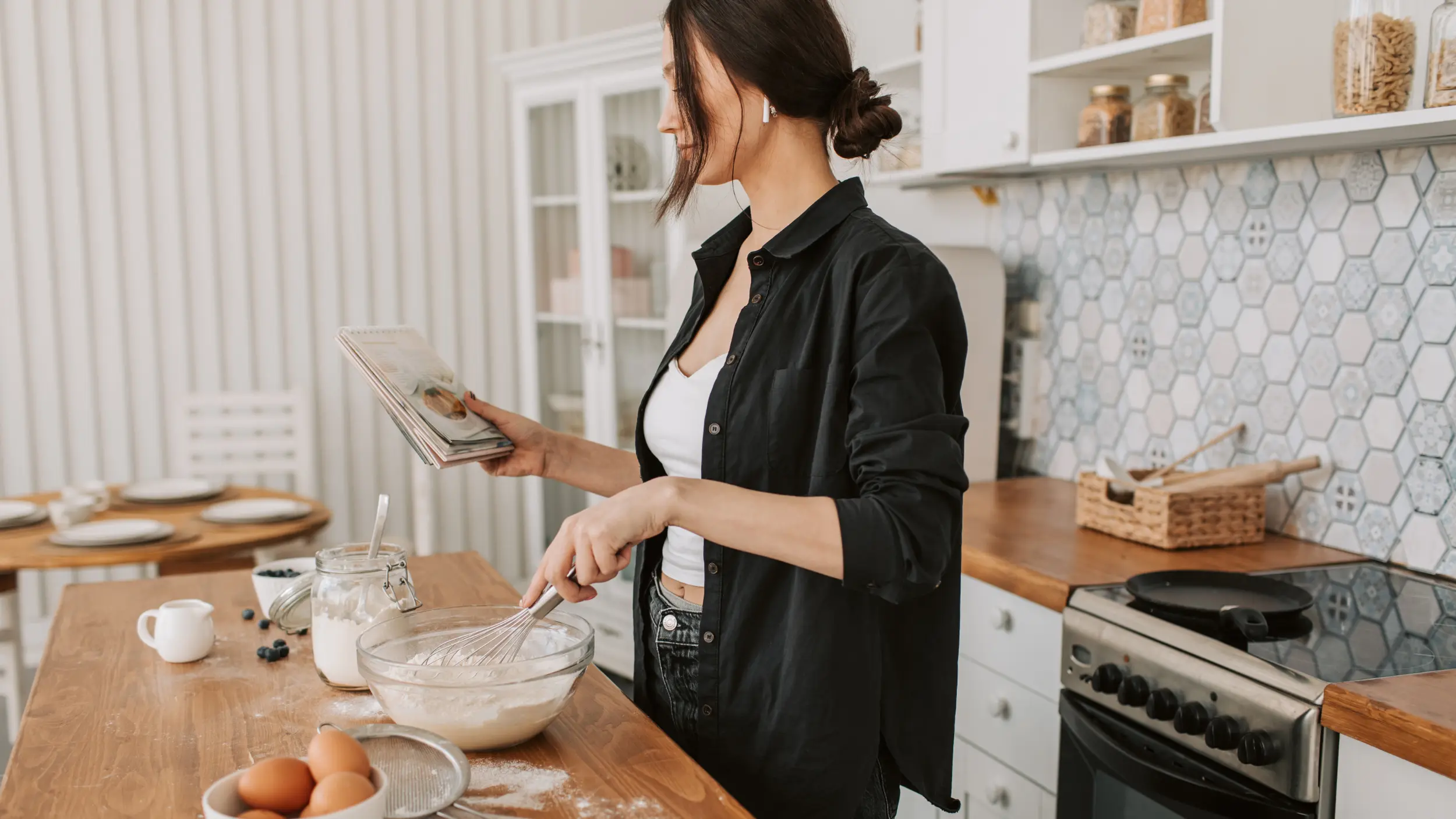 Women cooking with eggs