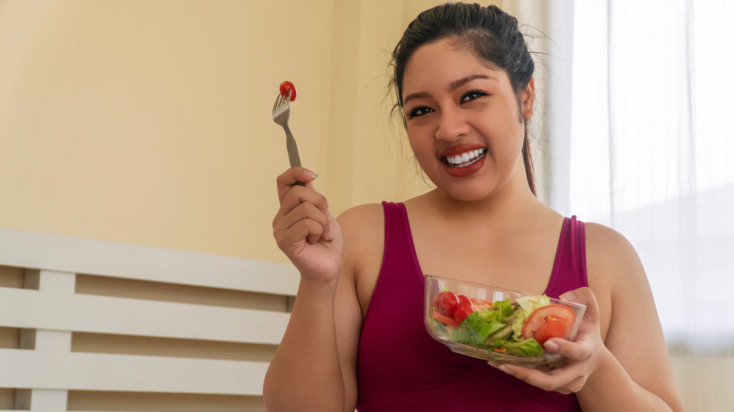 Women with PCOS eating healthy