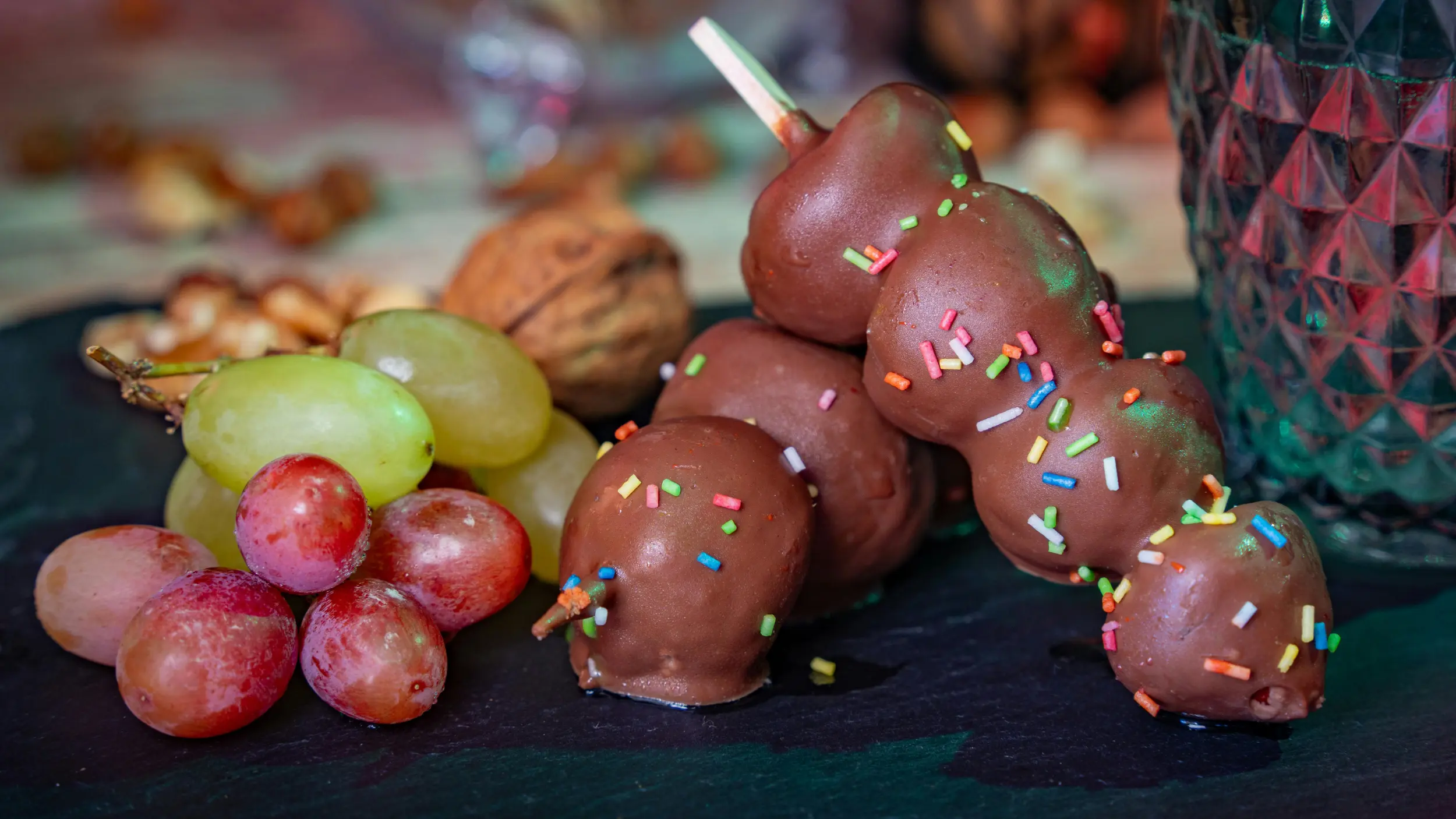 frozen chocolate grapes