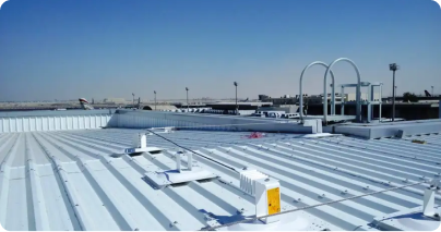 Sistema anticaduta installato su copertura industriale