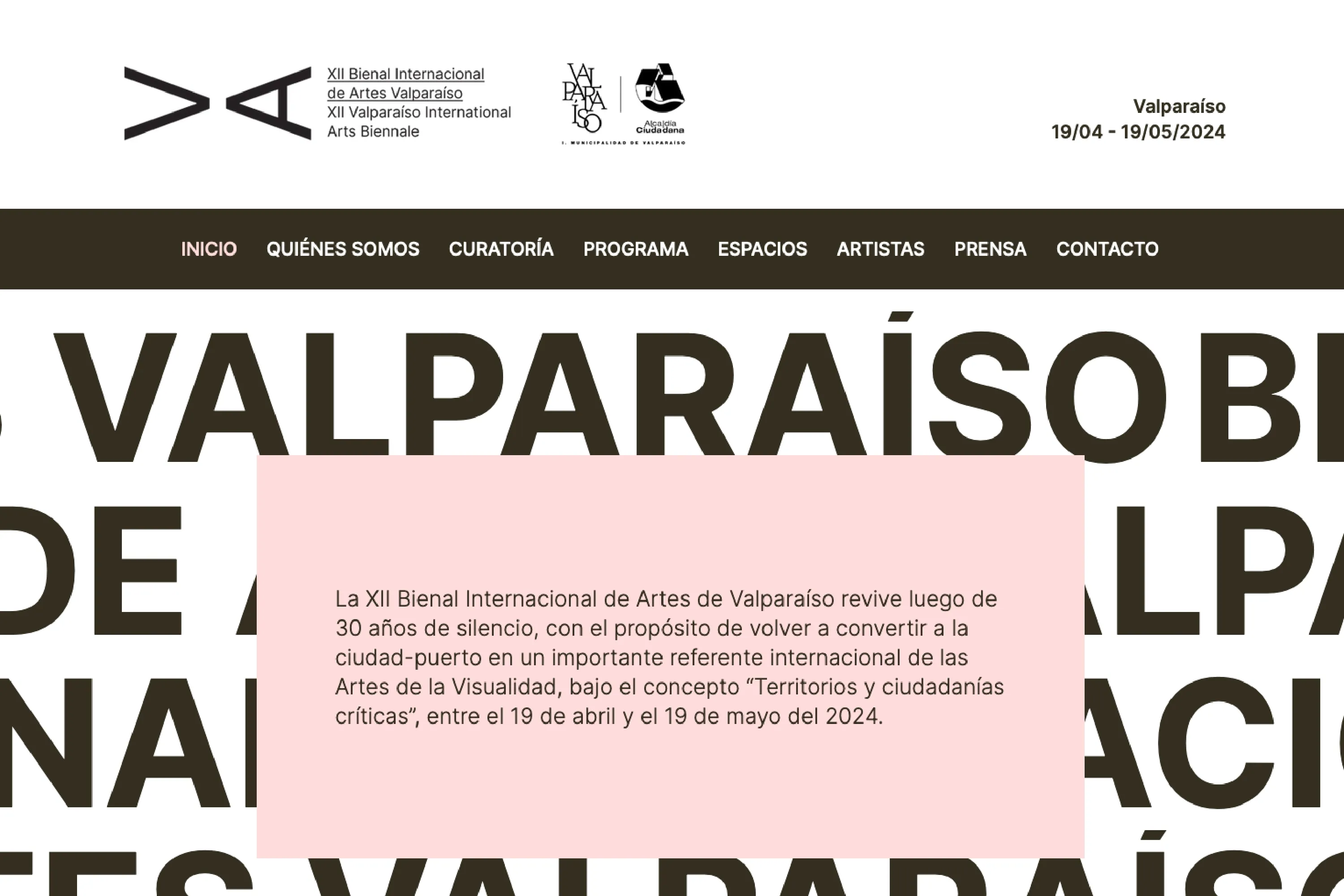 Hero section de la nueva plataforma web de la XII Bienal Internacional de Artes de Valparaíso desarrollado por Estudio Ajolote.