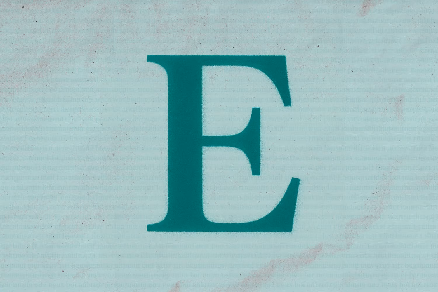 Una letra · verde sobre un fondo claro donde se ven algunas palabras que empiezan con la letra E