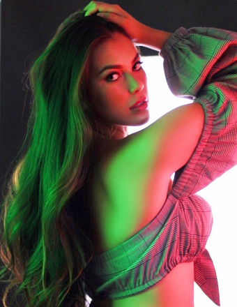 Jazmine L