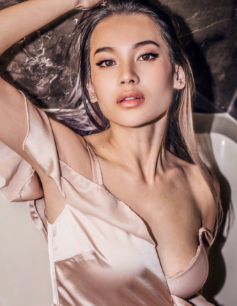Lyvian D