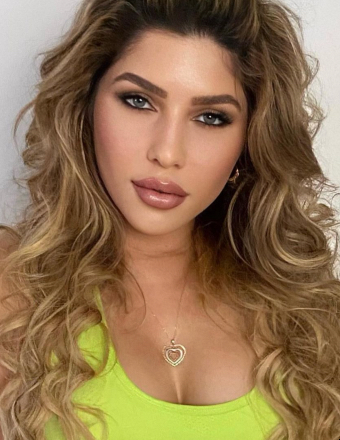 Claudia D.