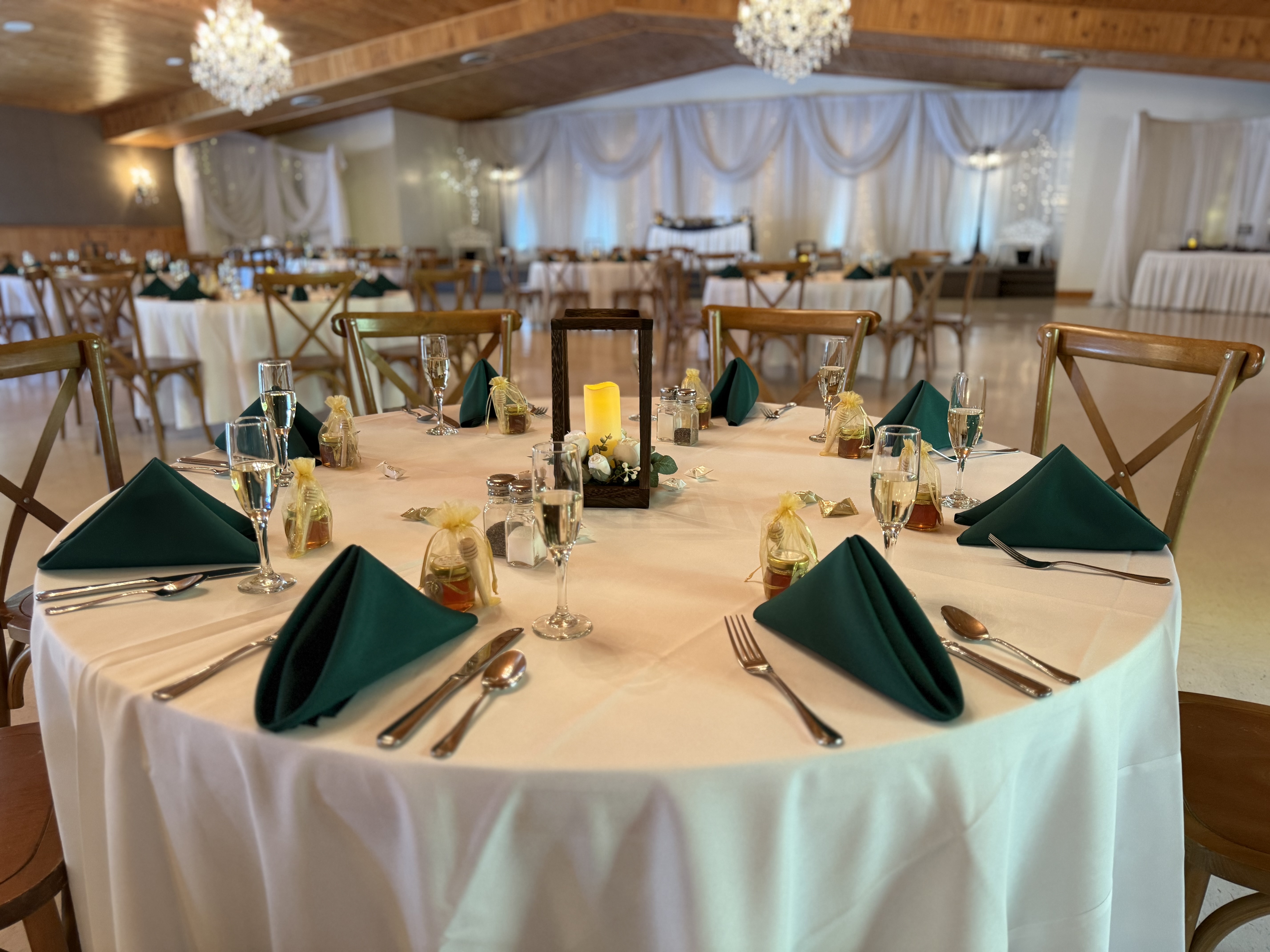 white room table 
