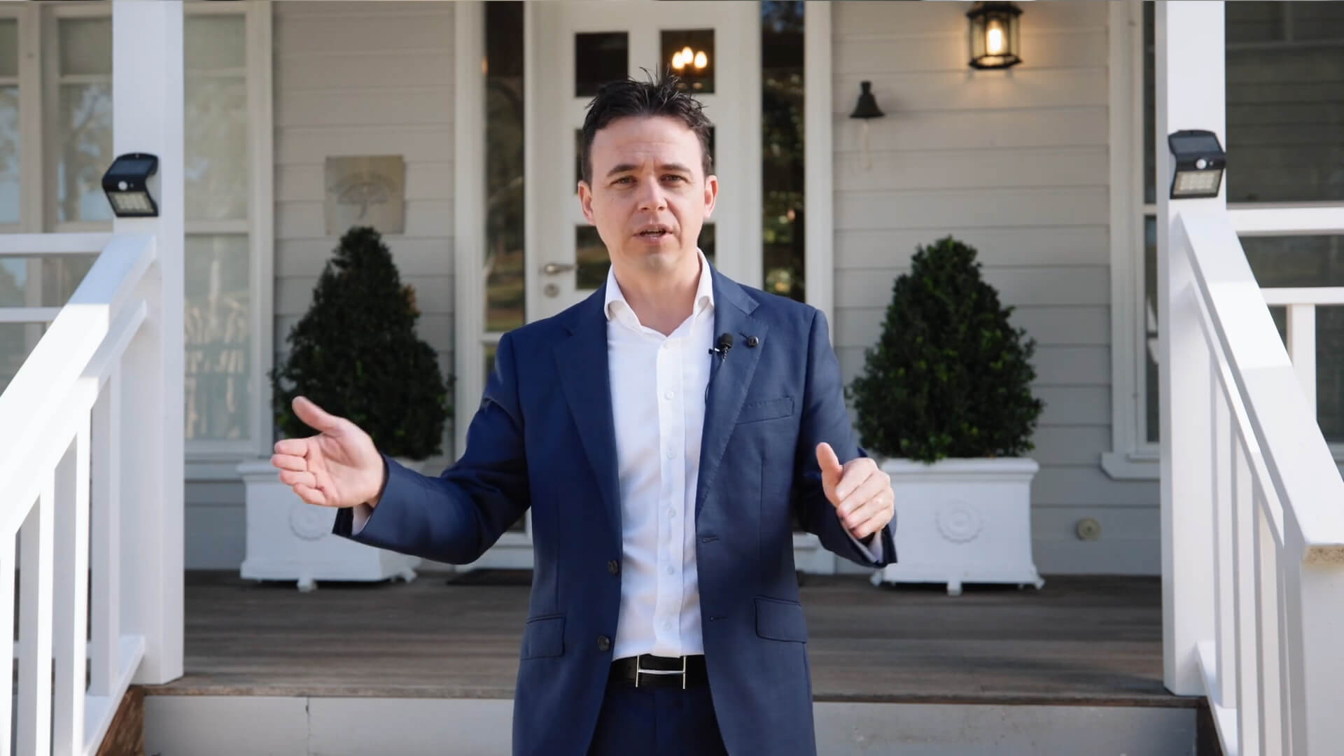 Aaron Shiner explaining a three-step real estate CRM strategy to increase buyer attendance at open homes using LockedOn.