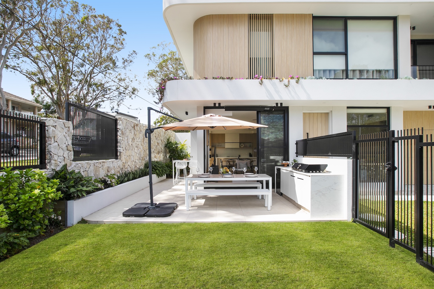 Bondi — Coastal Penthouse