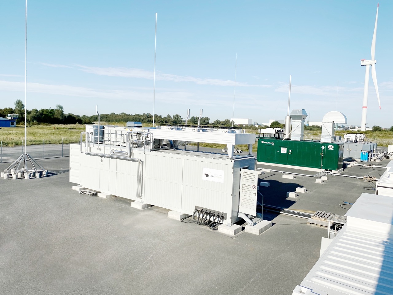 The 1 megawatt PEM electrolyzer ME450 from H-TEC SYSTEMS is part of the Hydrogen Lab Bremerhaven. ©H-TEC SYSTEMS