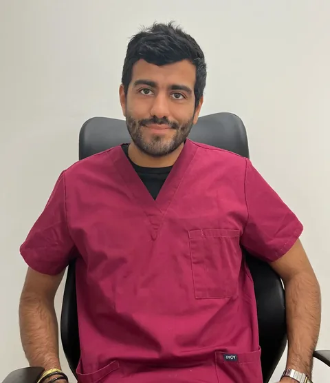 Steven Arango, ostéopathe à Boulogne-Billancourt au cabinet OsteoSAP