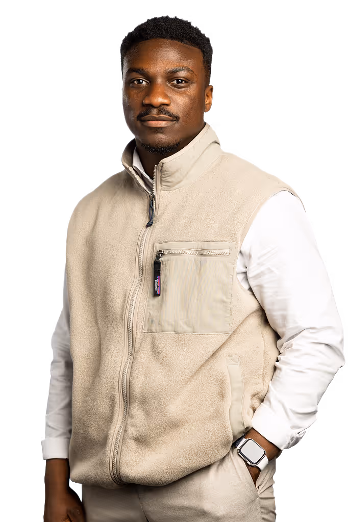 Headshot of David Akinmade