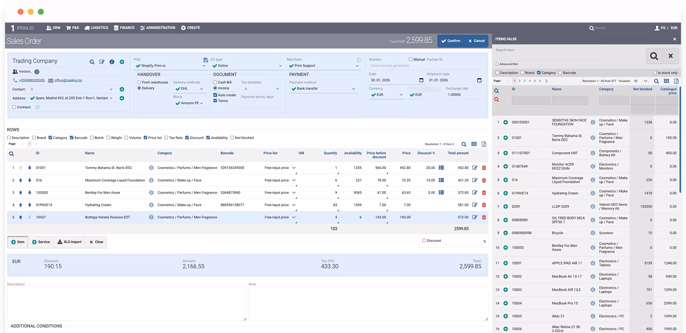 Sales order screen showing product list, quantities, prices, discounts, and payment via bank transfer in EUR.
