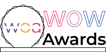 Logo sa stilizovanim tekstom WOW Awards u šarenim, konturisanim slovima sa kružnim elementom.