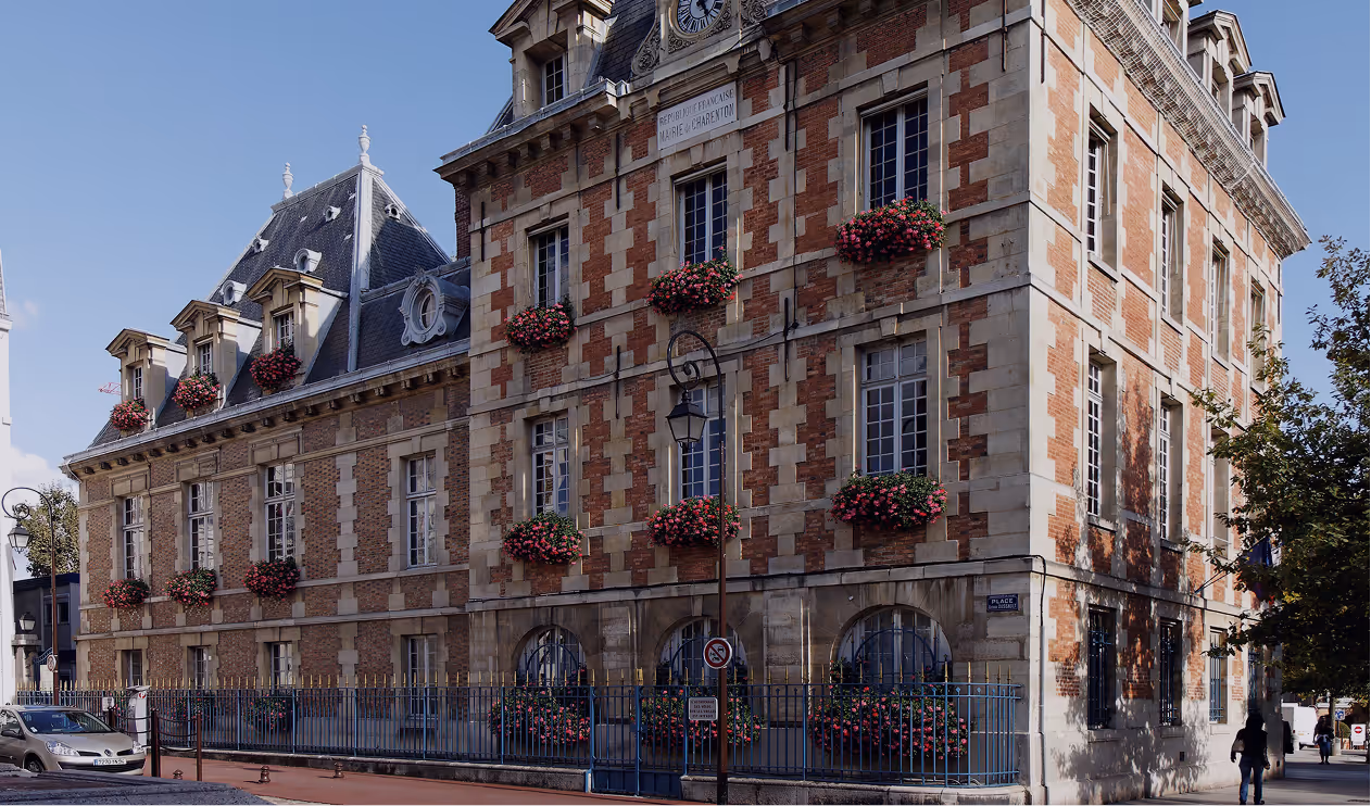 Photo de la maire de Charenton-Le-Pont