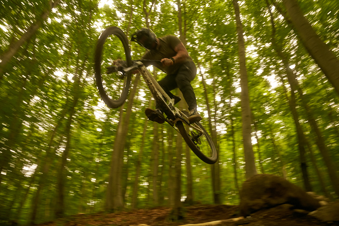 A man wearing snowglass