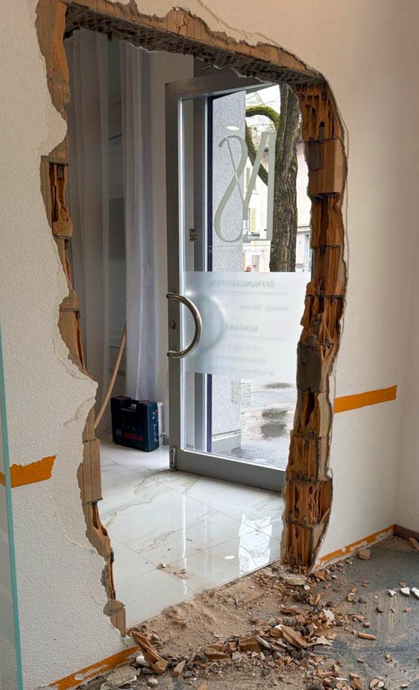 Renovationsarbeiten in Ausführung