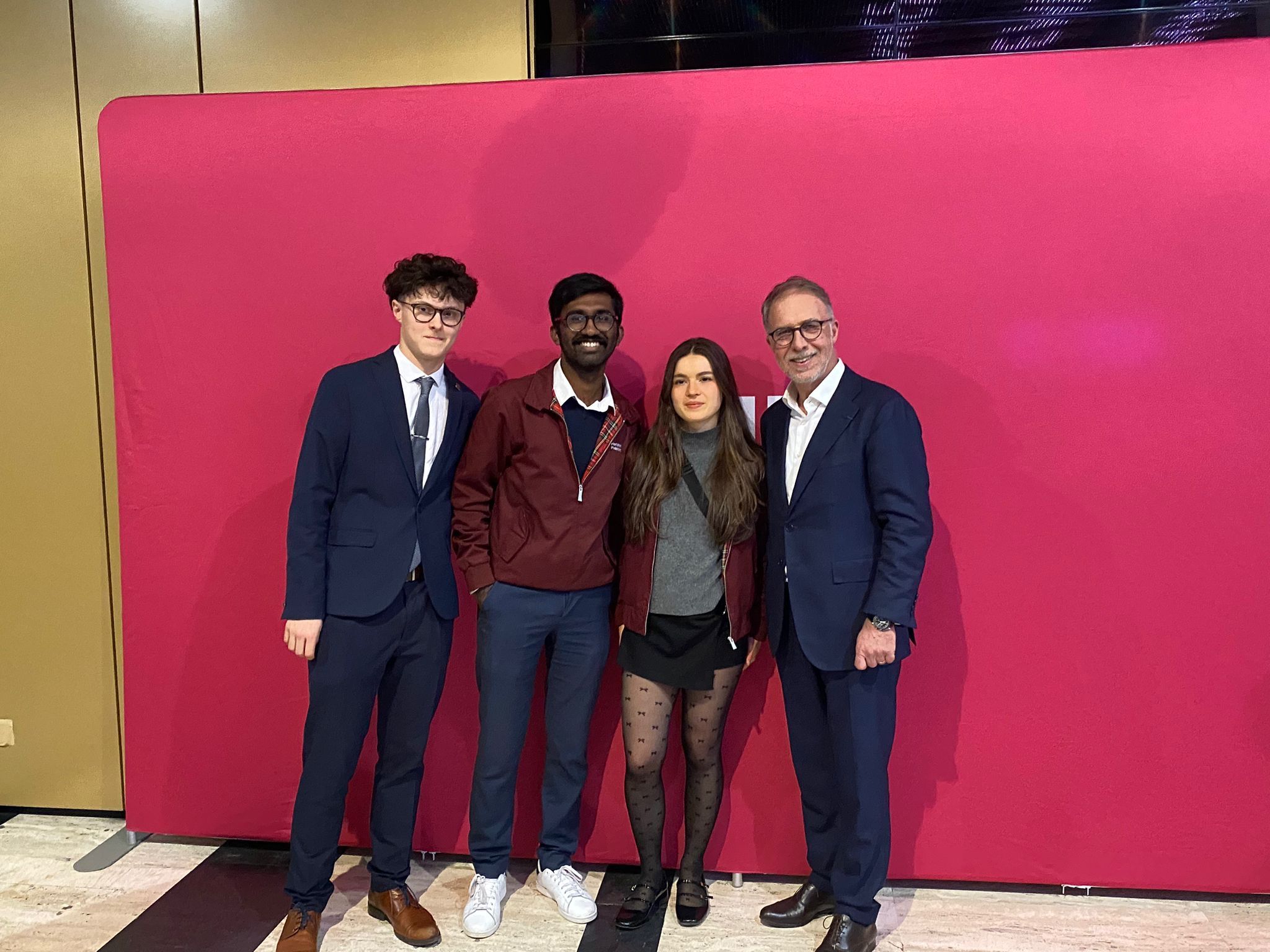 Samuel Tual et le MEDEF s’engagent aux côtés des Junior-Entrepreneurs à l’occasion du Congrès d’Île-de-France