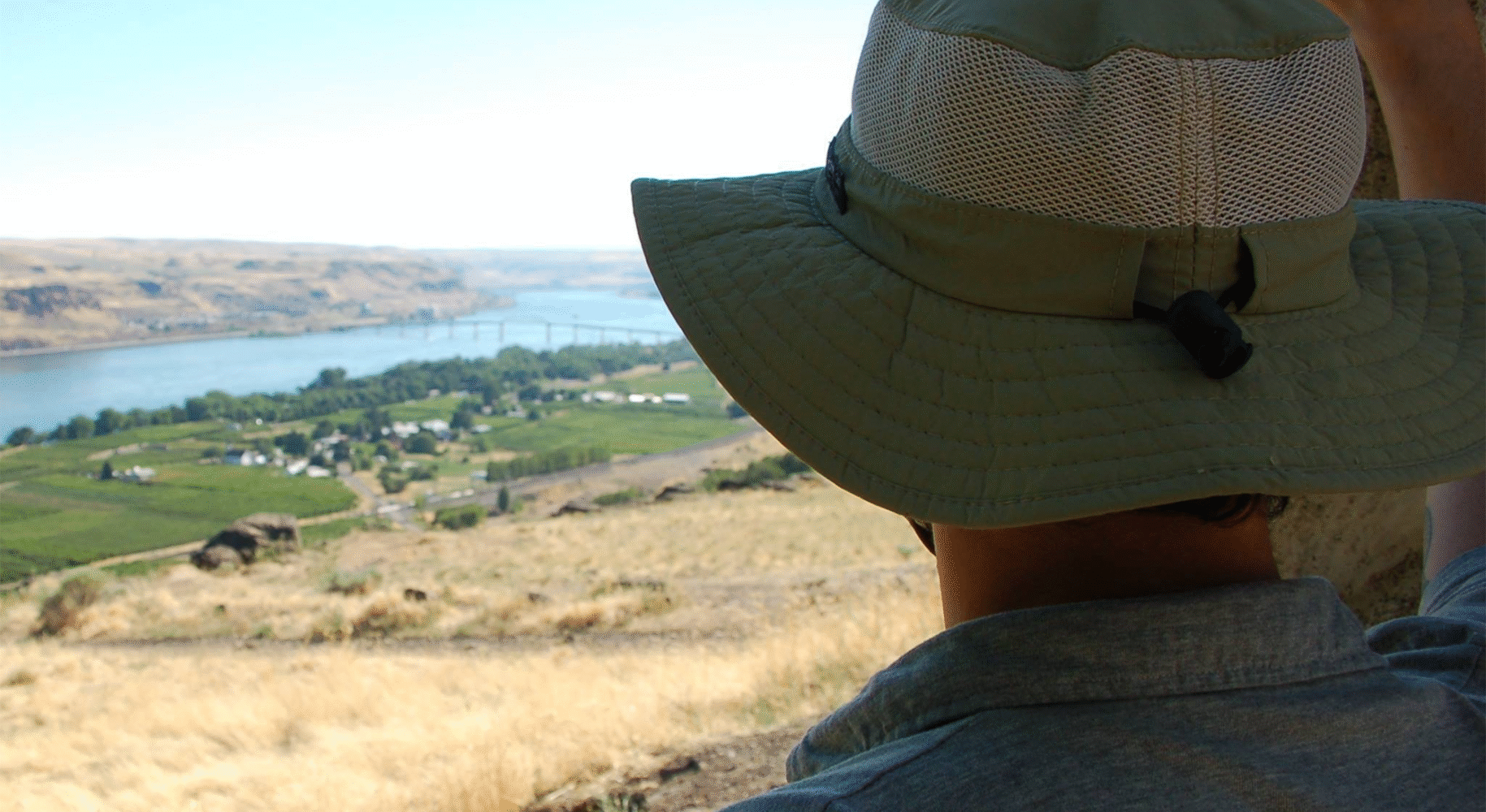 image of cozy study nook [background image]