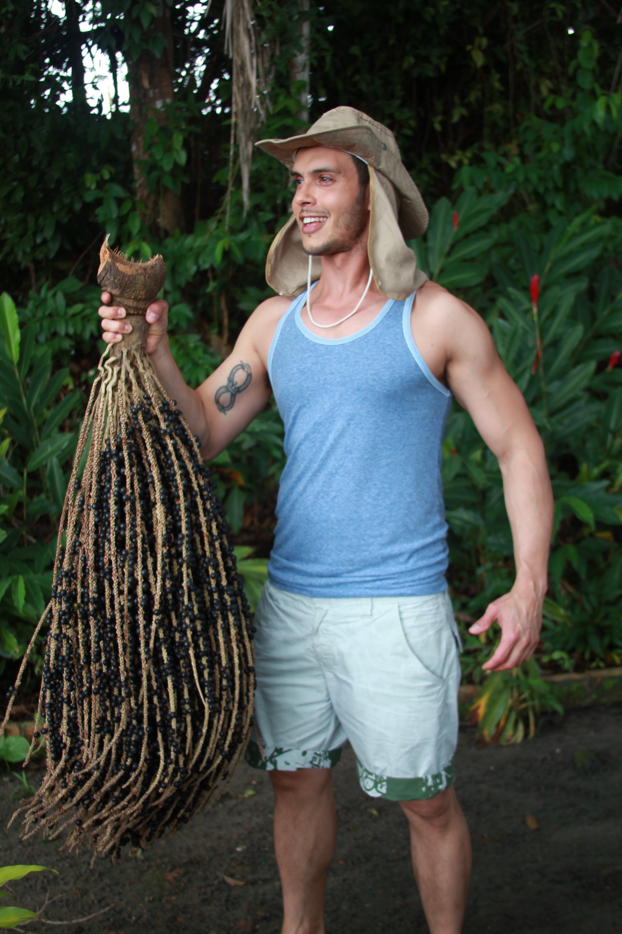 Harry Pagancoss Holding Acai in Manaus