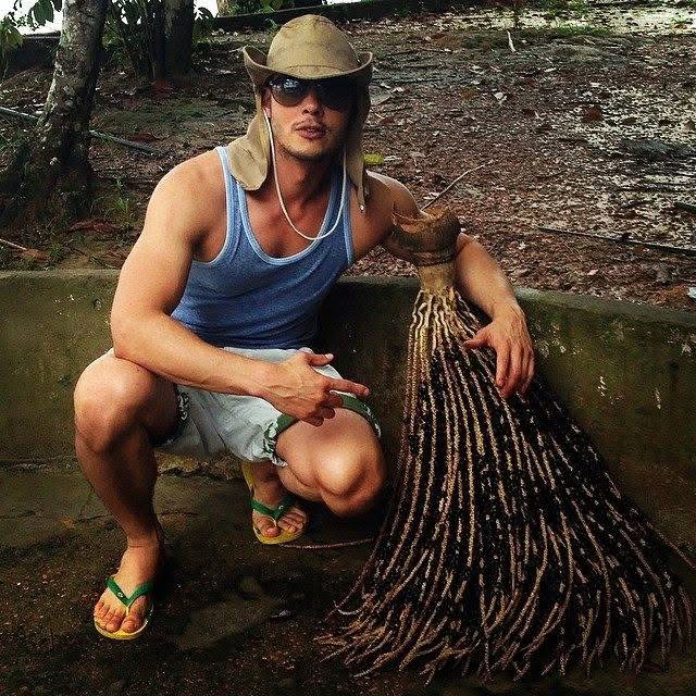 Harry Pagancoss Holding Acai in Manaus