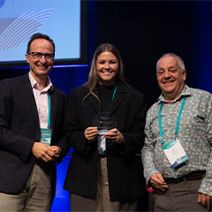 Excellence in Site Performance Award - Metropolitan Category Austin Health Clinical Trials GI Team, Victoria, accepted by Meg Donovan-Hayes and Professor Niall Tebbutt