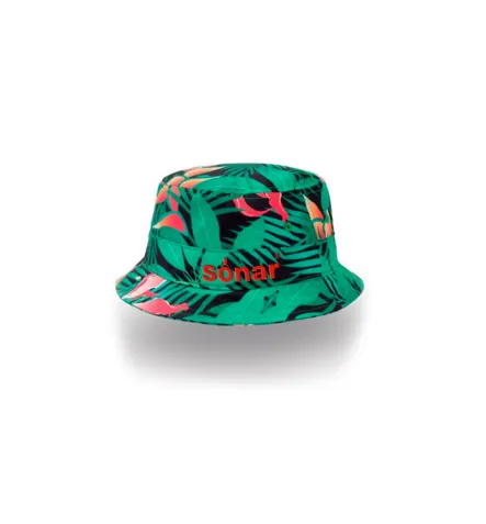 05_hat