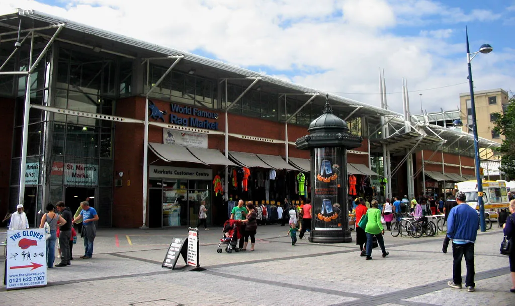 Enjoy your night in Birmingham Rag market and next day visit the borough market to buy amazing t shirts.