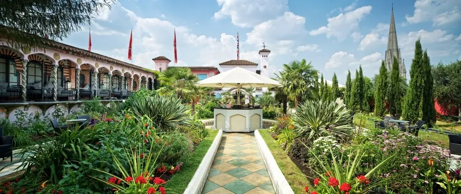 The Roof Gardens 01