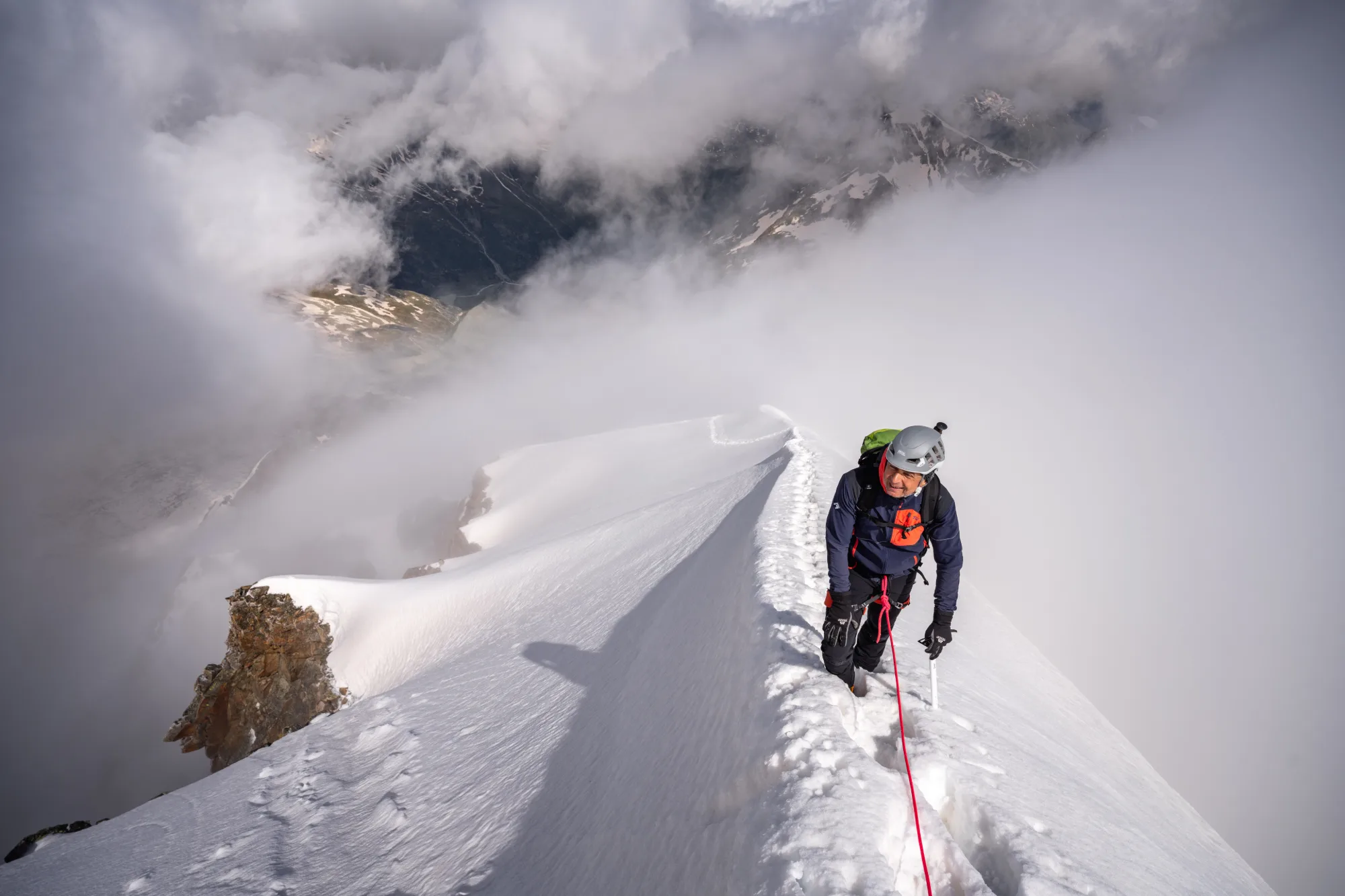 Sněhový hřeben Biancograt na Piz Bernina