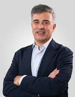 Carlos Correia
