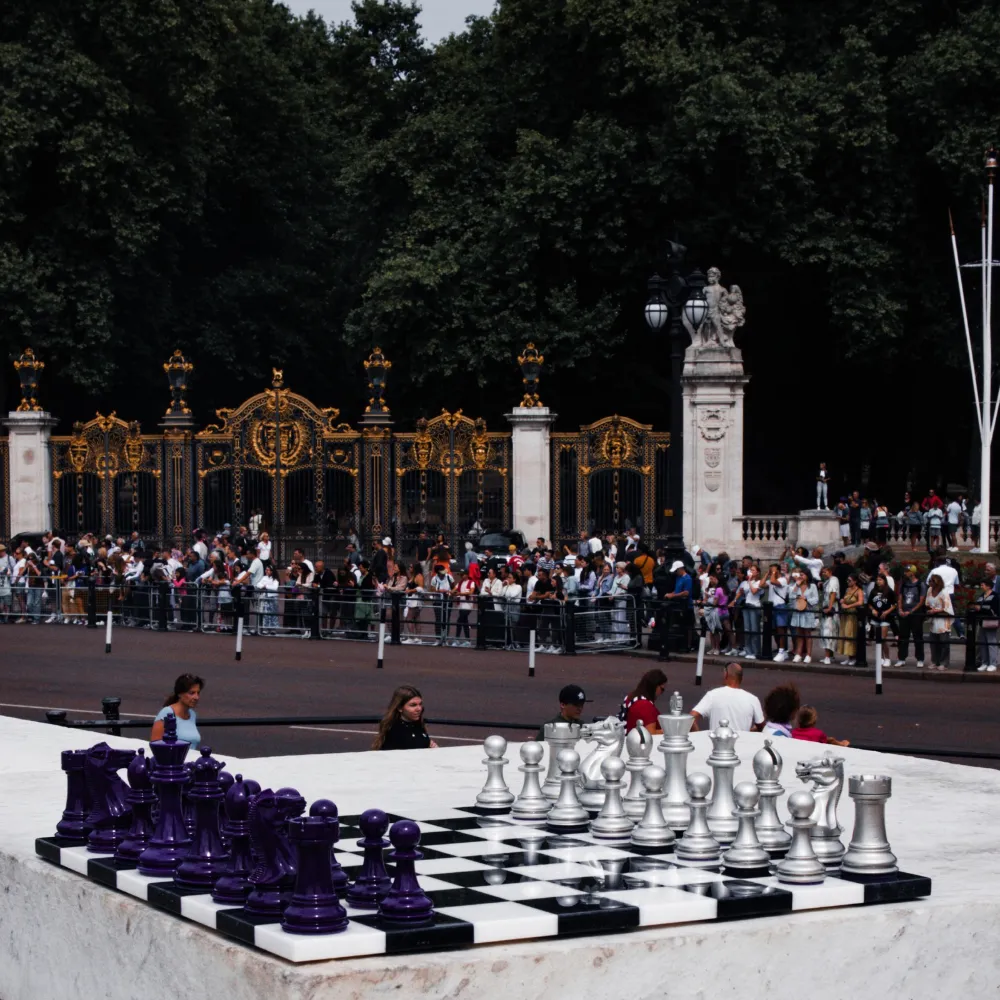 Purling's Bold Jubilee Chess Set in London
