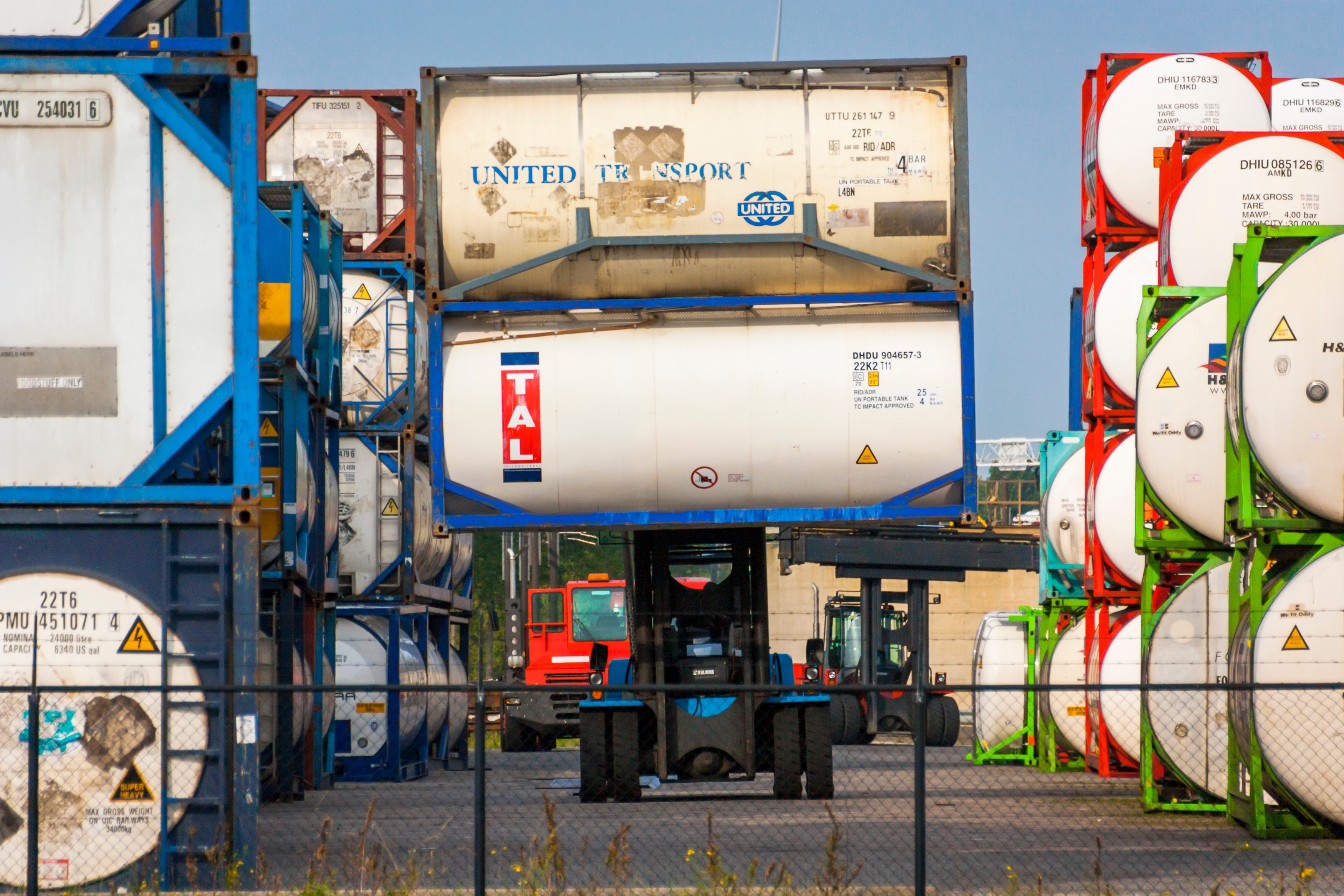 What is Liquid Bulk Tanker Transport?