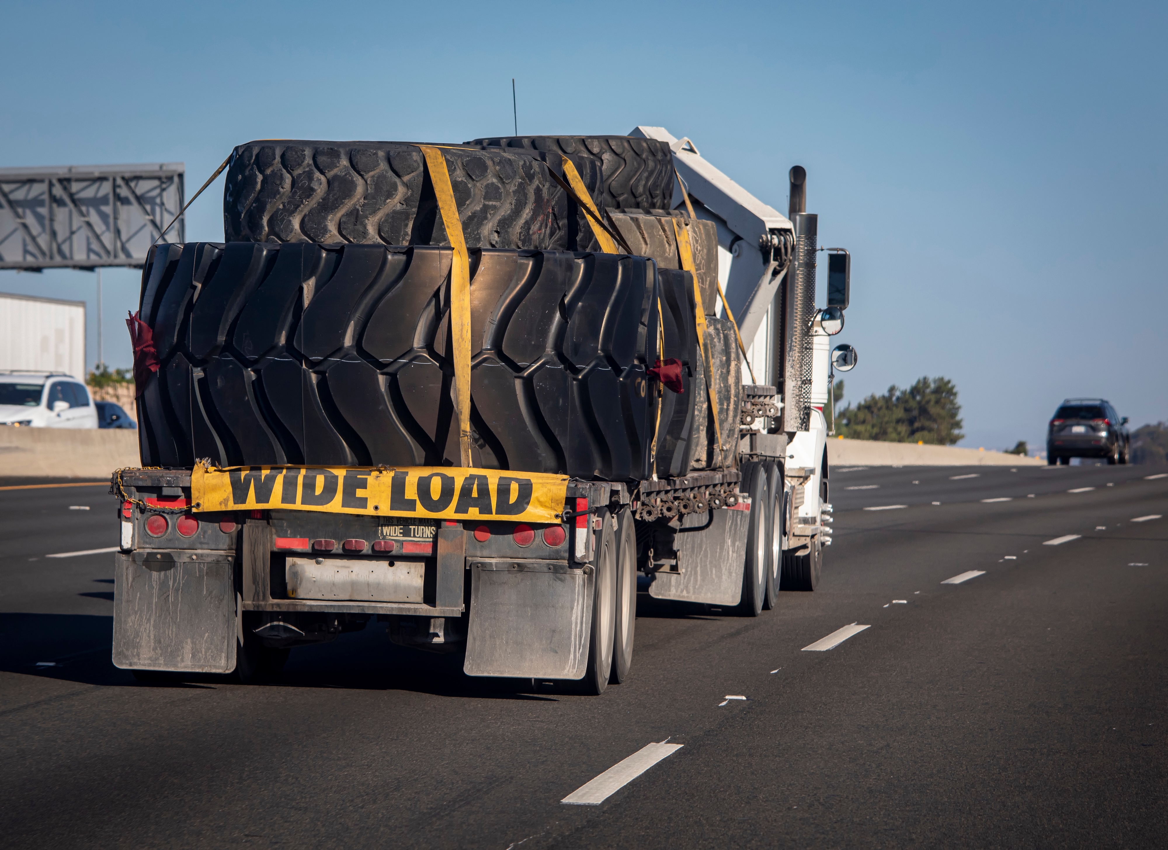 What is Liquid Bulk Tanker Transport?