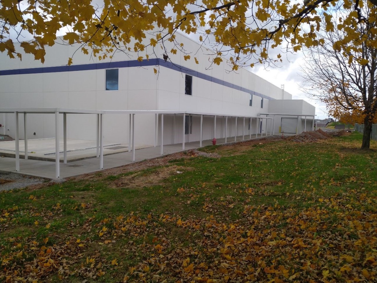 Metalsa Overhead Metal Walkway Cover