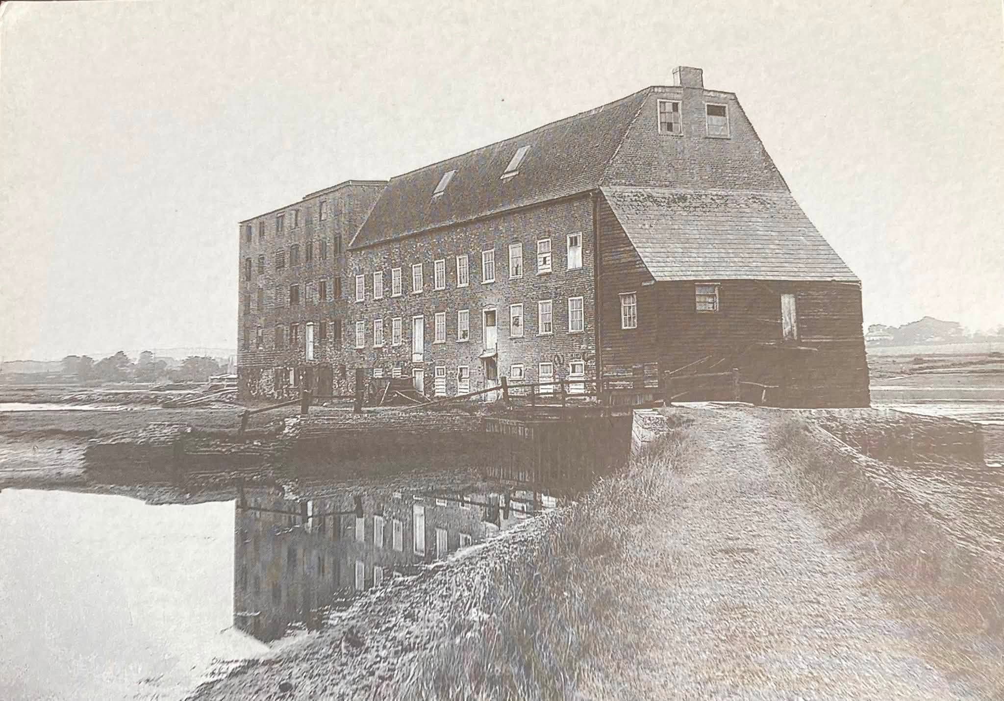 East Medina Mill, that with West Mill & Lower Shide were owned at one time by the Roach Family. It was sold to the Local Authority in 1937.