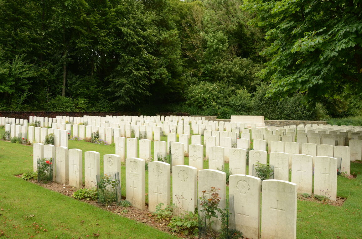 Blighty Valley Cemetery, Somme France