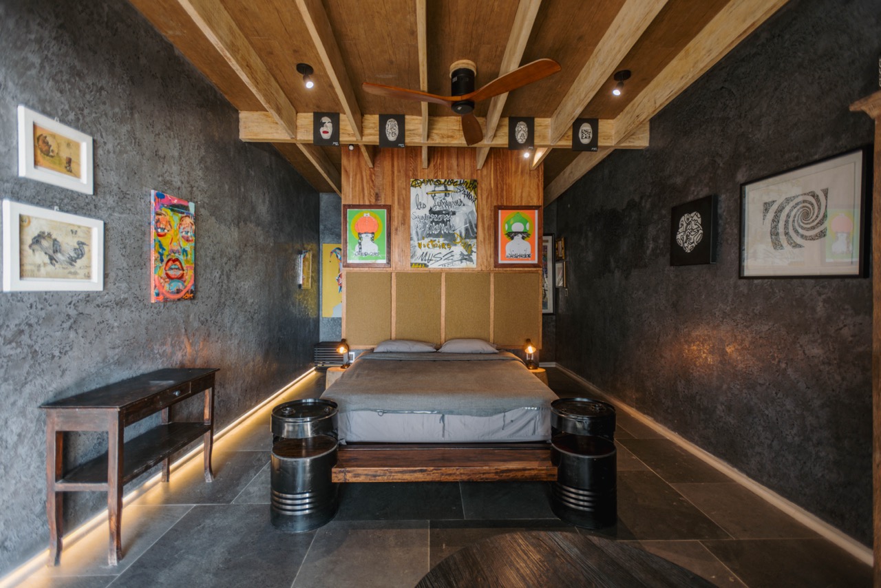 Modern Art Suite