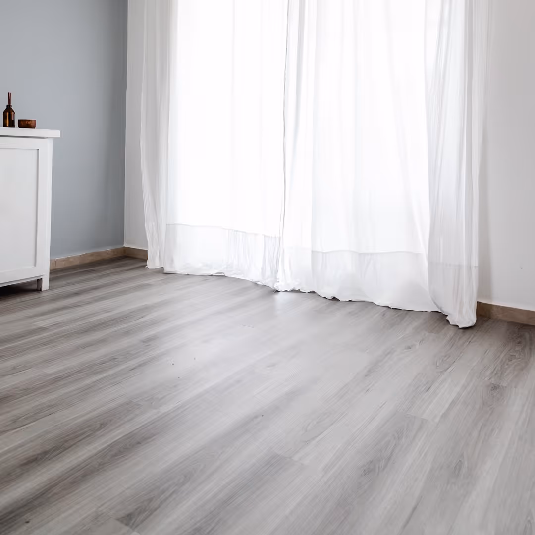Piso Vinílico SPC Gris
